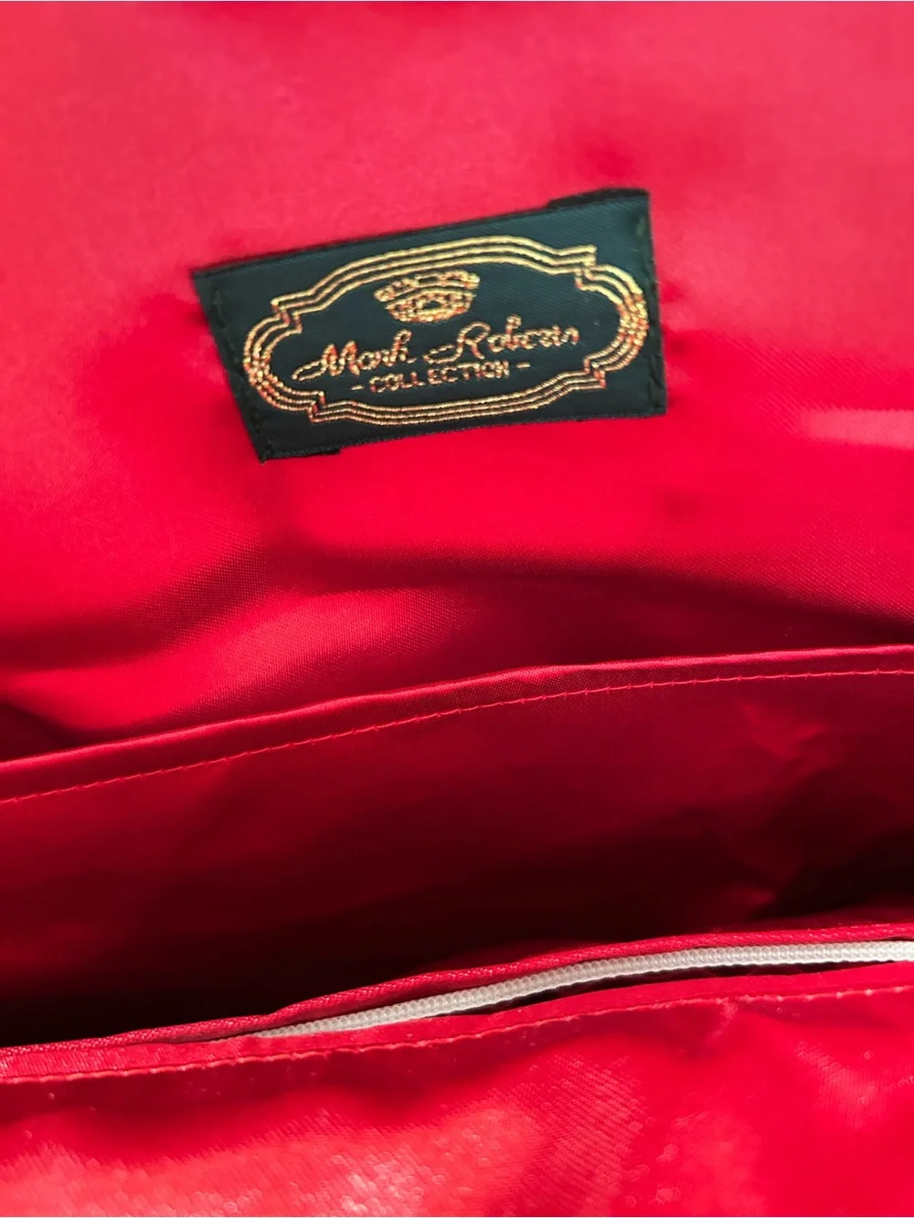 N/A festive red